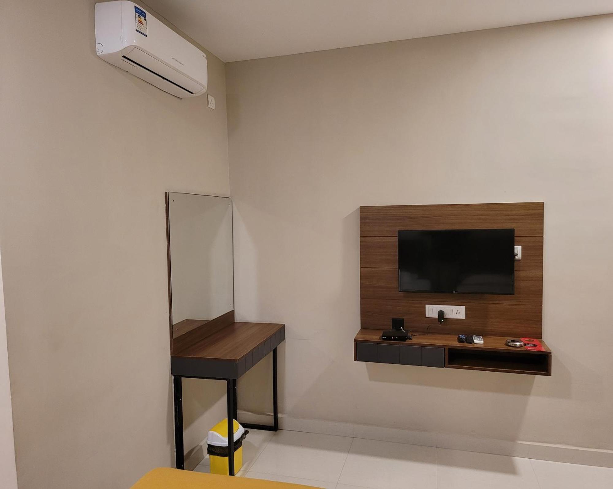 M Square Hotell Vellore Rum bild